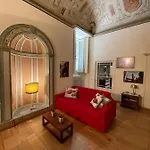 Apartment Palazzo Bianchi Bandinelli By Francigenaapartments