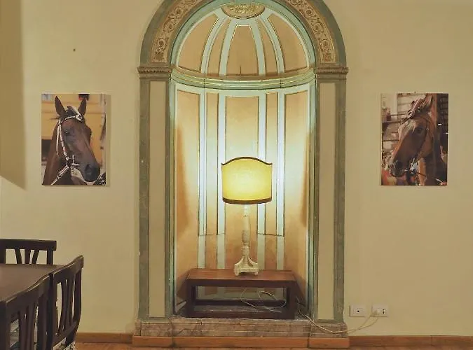 Palazzo Bianchi Bandinelli By Francigenaapartments 公寓