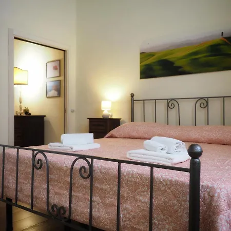 아파트 Palazzo Bianchi Bandinelli By Francigenaapartments