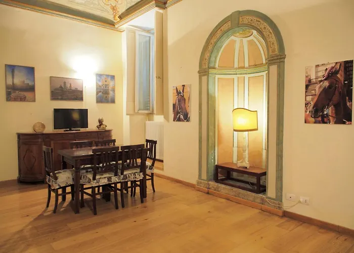Palazzo Bianchi Bandinelli By Francigenaapartments 아파트 시에나